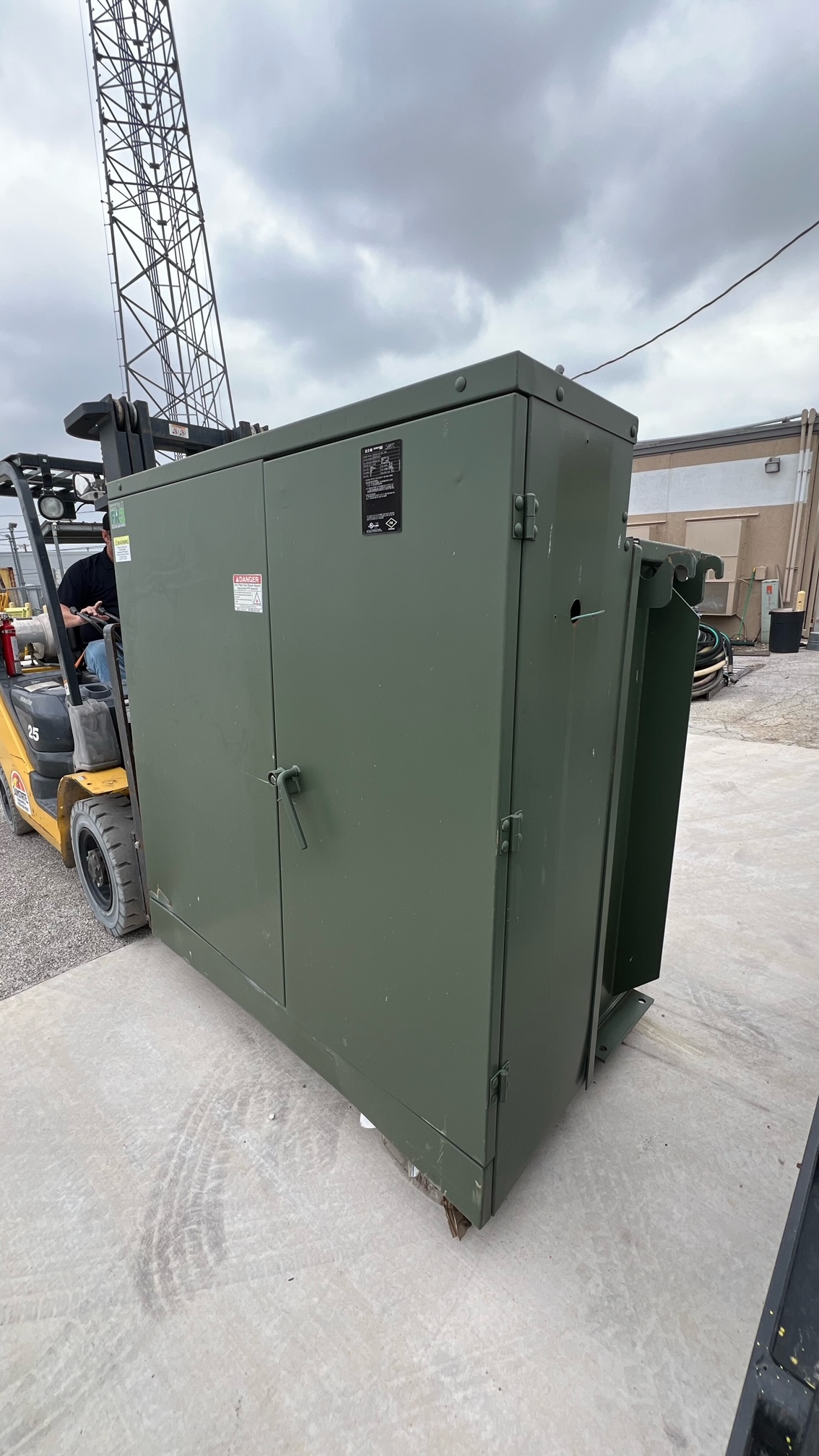 Who Buys Electrical Transformers Near Dallas